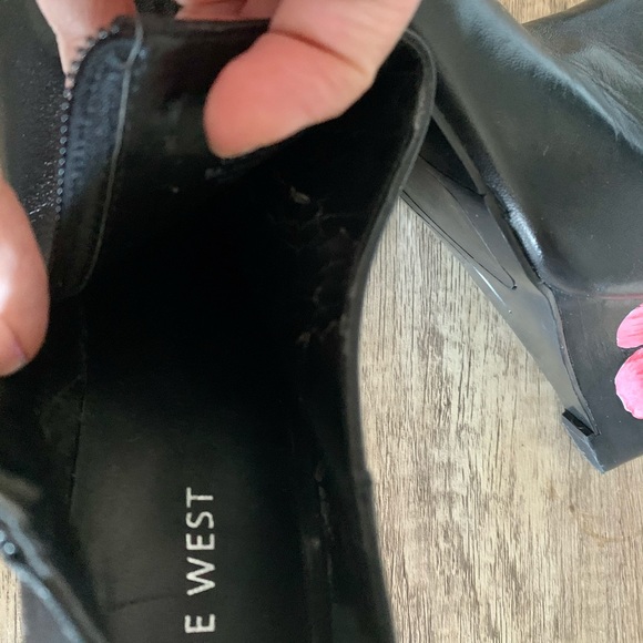 Nine West leather ankle zip booties, hand painted - Picture 6 of 7